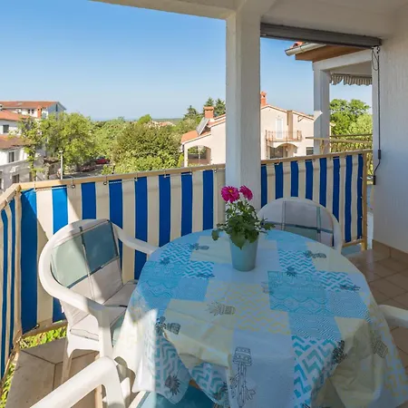Zlata With Beautiful View Porec